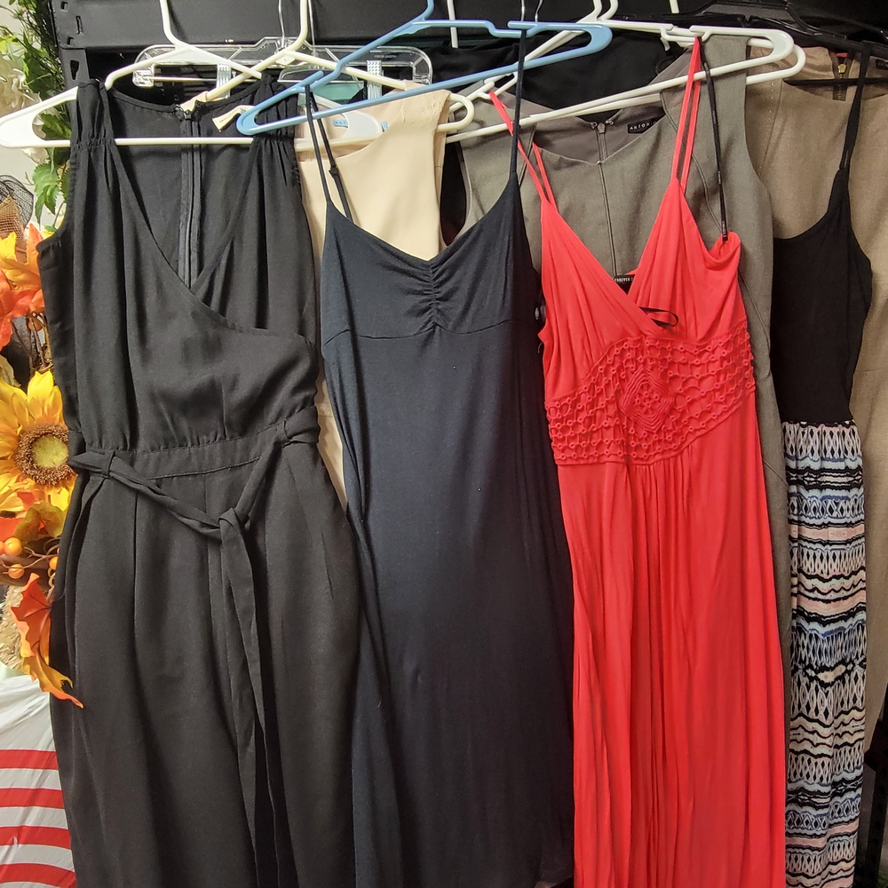 Bundle Of Elegant Black and Red Women's Dresses - Picture 8 of 9